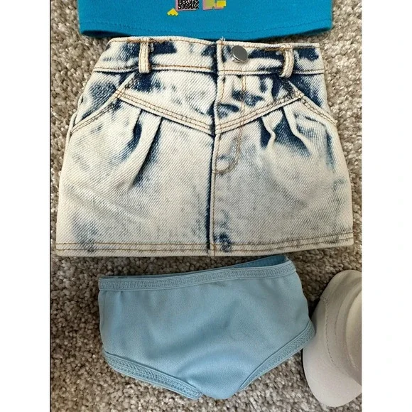 American Girl Doll- Courtney with Blue Top and Denim Skirt - Picture 12 of 16